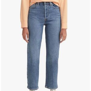 Levi's Women's Ribcage Straight Ankle Jeans
